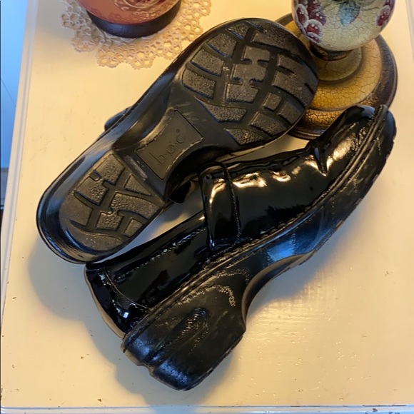 b.o.c. By Born Patent Clogs - Picture 2 of 5